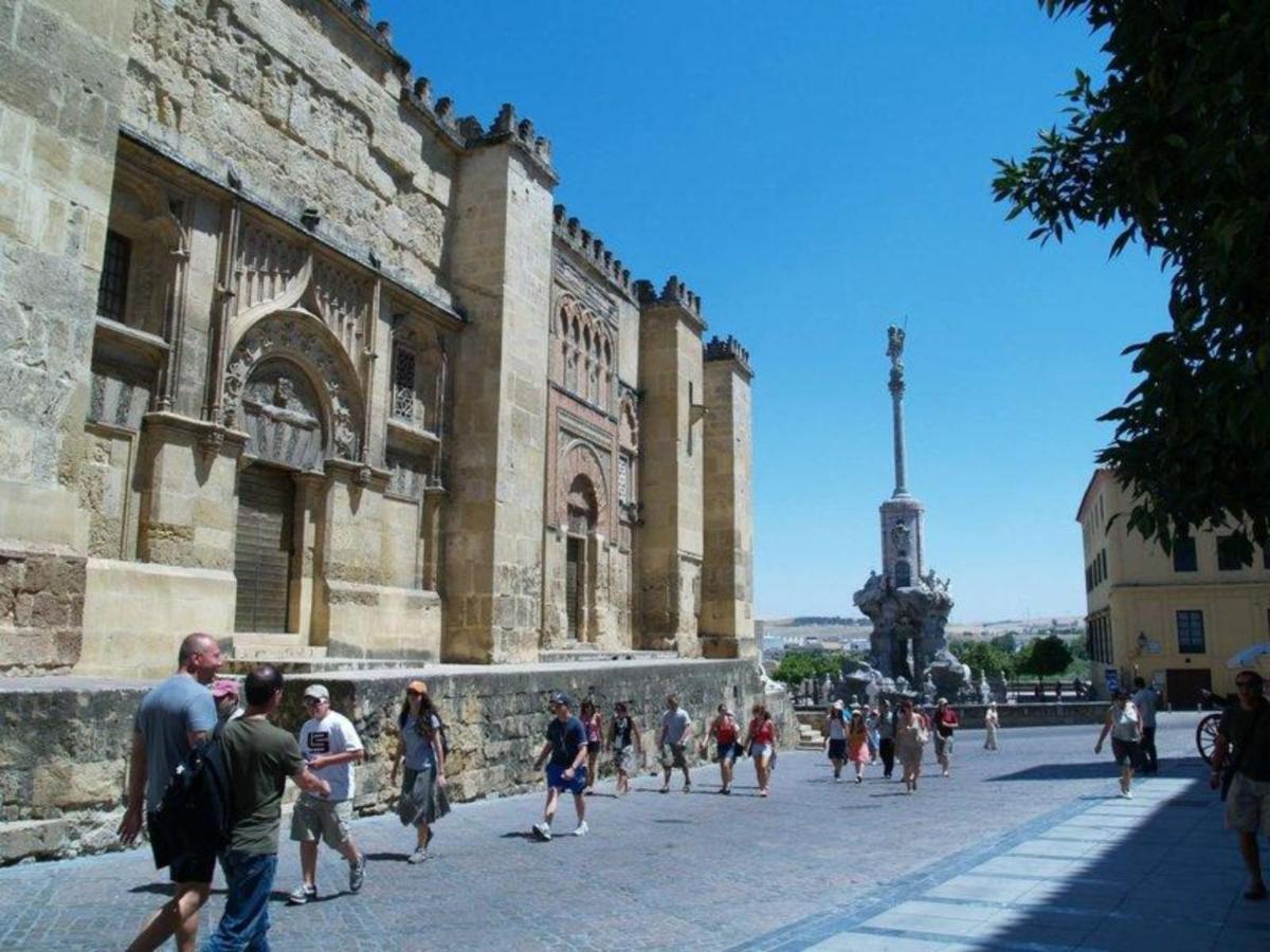 Eduardo Lucena 5, Puente Romano Córdoba Eksteriør billede