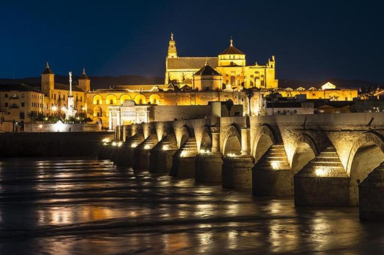 Eduardo Lucena 5, Puente Romano Córdoba Eksteriør billede